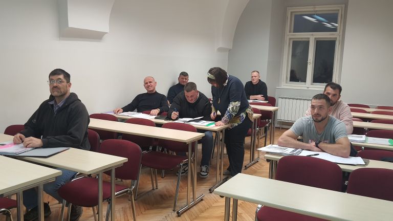 HB_učenje slovenščine1.jpg