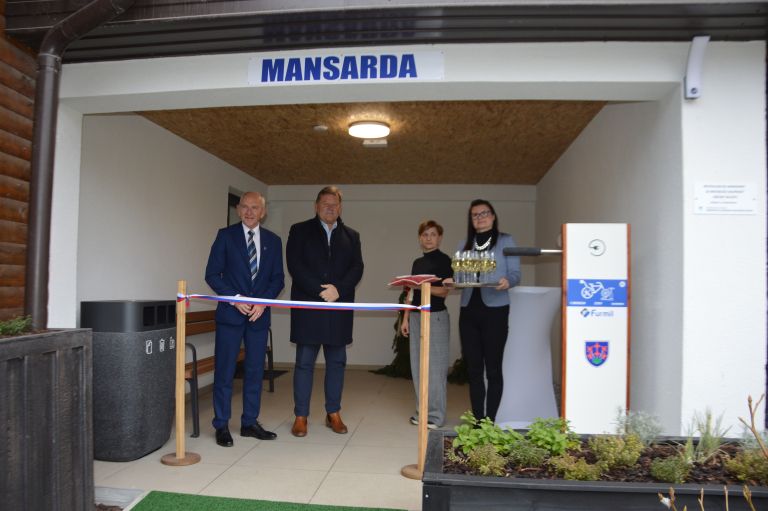 mansarda, salovci, ministrstvo-za-kohezijo-in-regionalni-razvoj