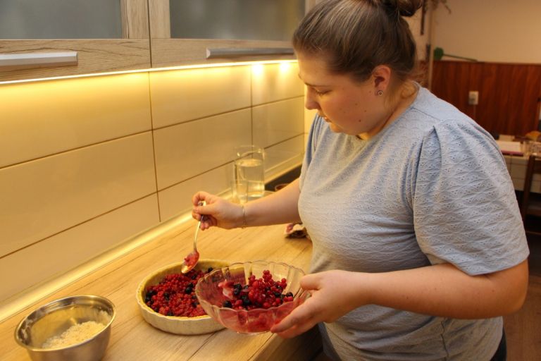 v-kuhinji-pri-nasih-bralcih, ines-povse