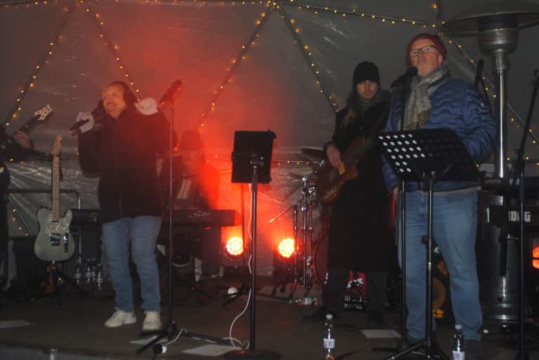 koncert, trg-kulture, sams-fever, donna-rhodes, morris-family