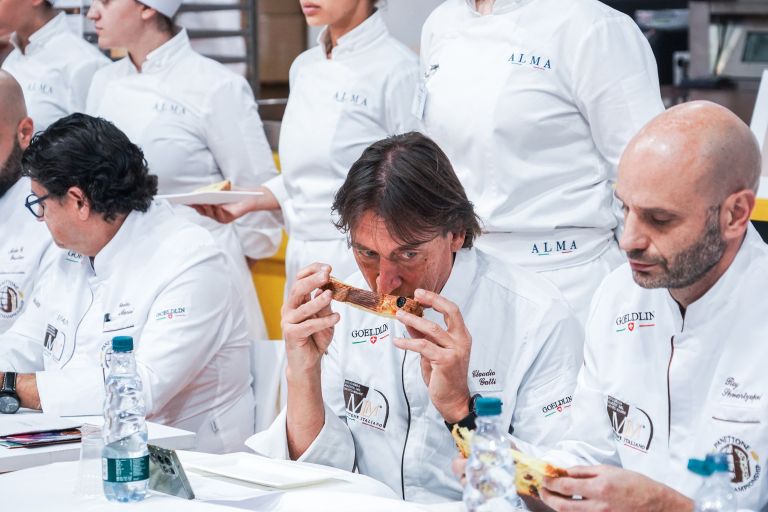 tekmovanje panetone-profimedia-1046465886.jpg