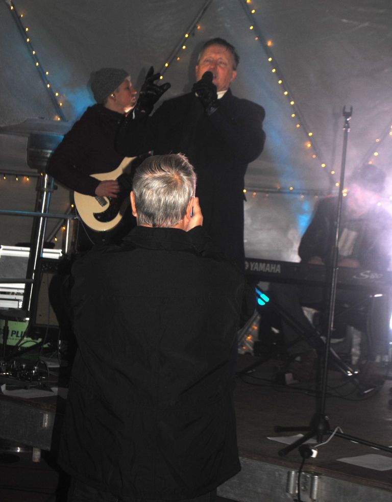 koncert, trg-kulture, sams-fever, donna-rhodes, morris-family