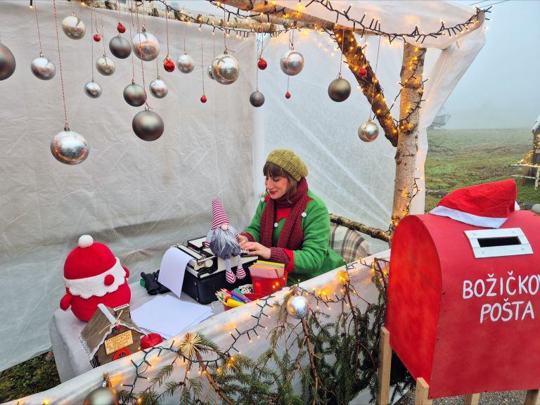 loncarovci, bozicna-vas, gin-bells