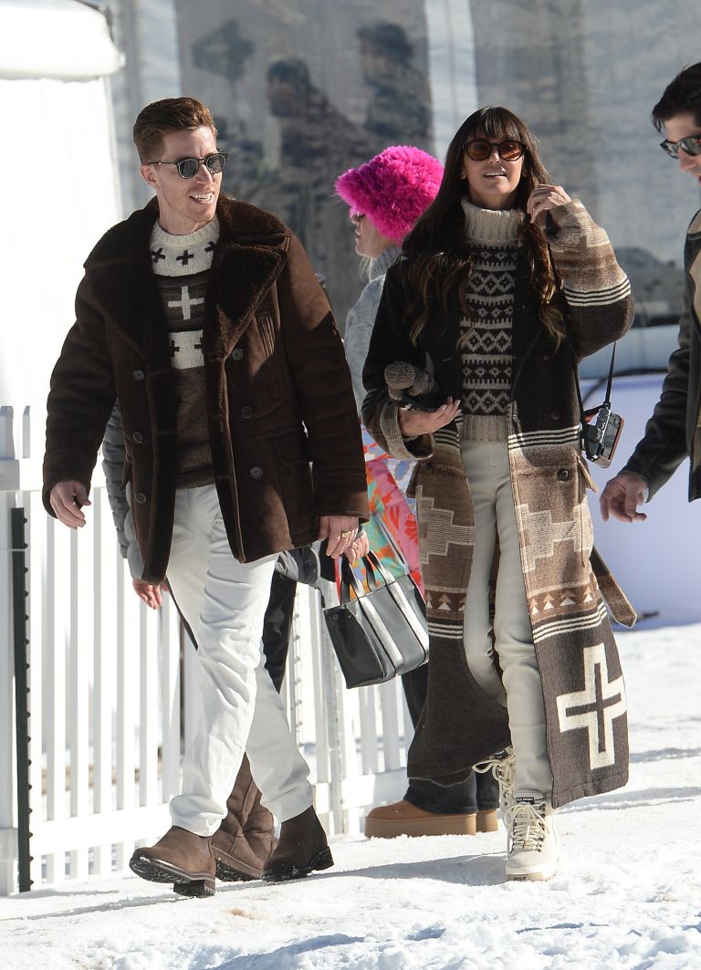 aspen - nina dobrev 1.jpg