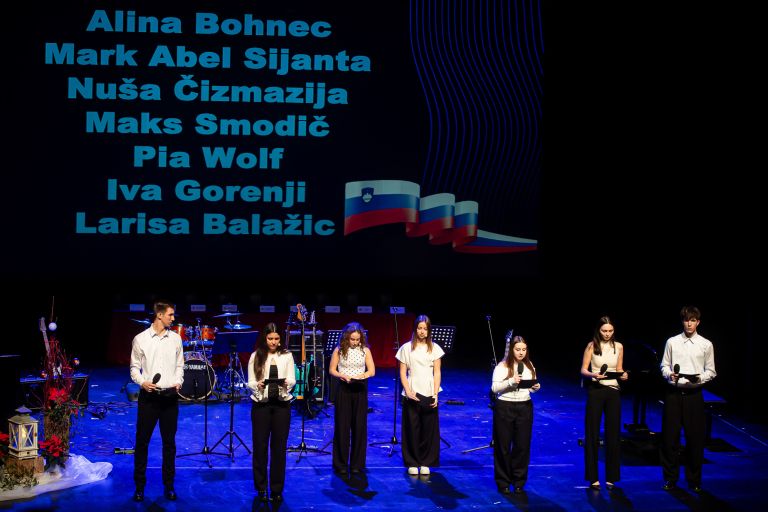 dan-samostojnosti-in-enotnosti, slovesnost, moms