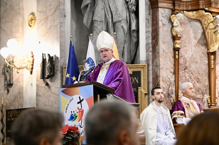 masa za domovino dec 2025 zore golob musar.jpg