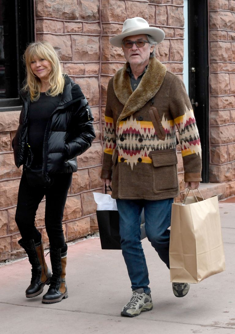 44 aspen - goldie hawn.jpg