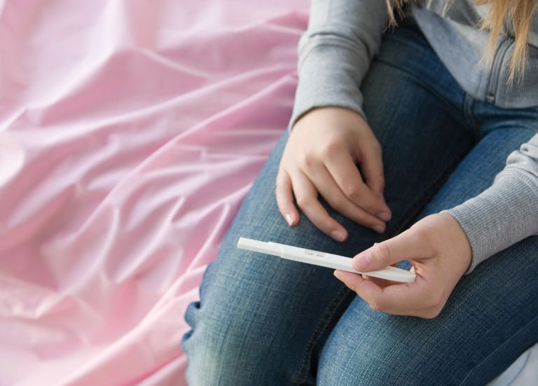 porod, nosečnost, mladoletnica