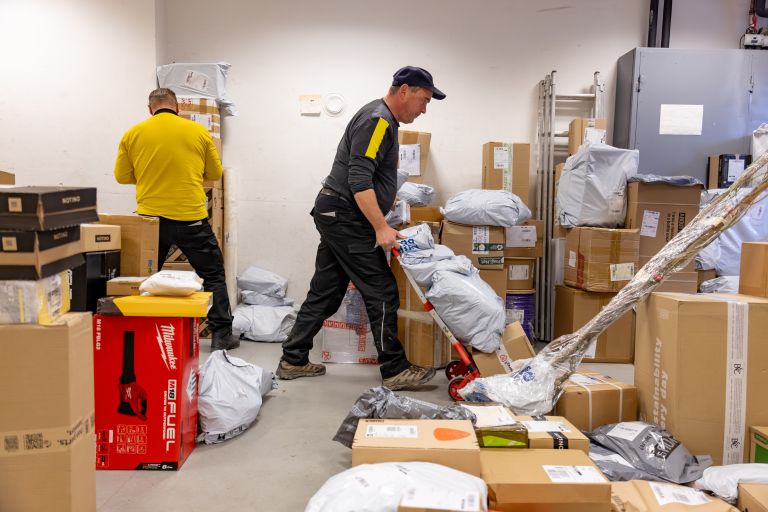 posta-vransko, posta-slovenija, postarji