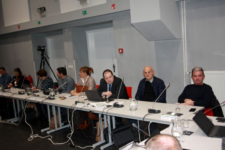 breziski-svetniki-obravnavali-v-prvem-branju-obcinski-proracun-2026, osnovna-sola-artice