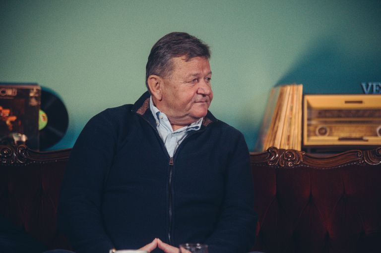 aleksander-jevšek, kavč, podkast