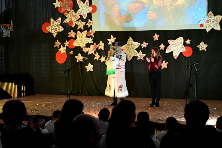 os-dragotin-kette-novo-mesto, praznicno, dedek-mraz