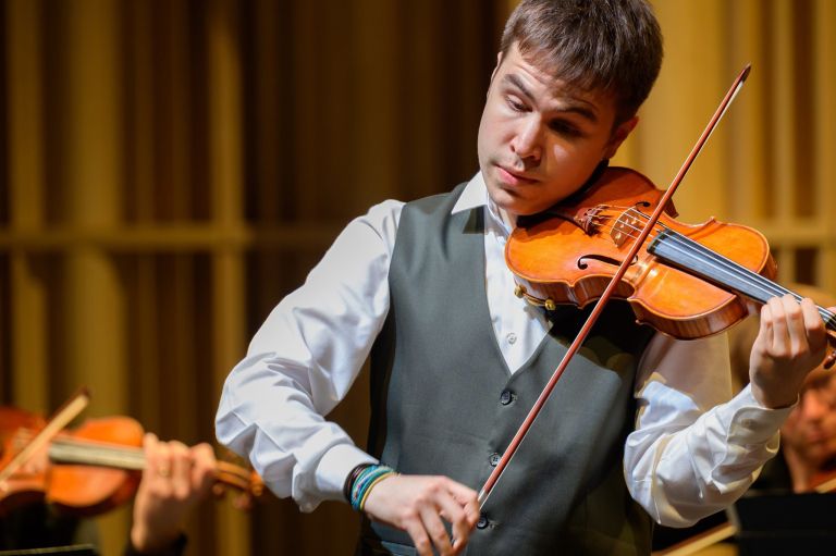 KRITIKA Simeon Goshev_Dunajski plesi, december 2025_1.jpg