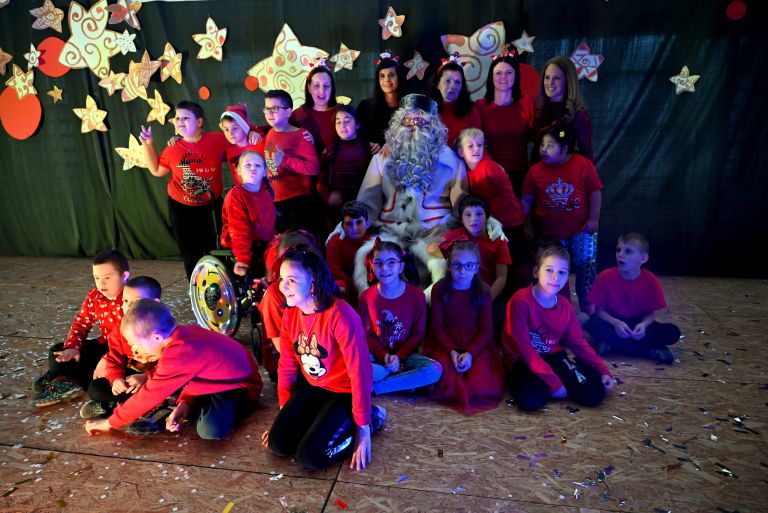 os-dragotin-kette-novo-mesto, praznicno, dedek-mraz