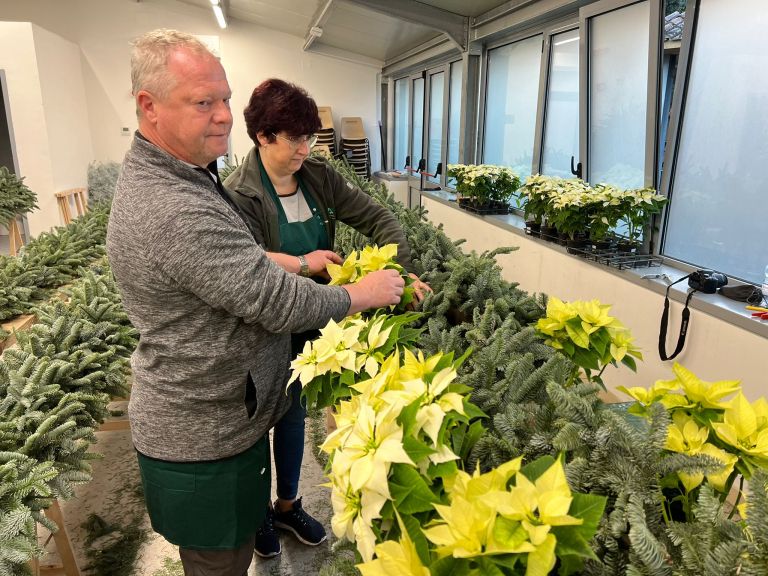 andreja-bartolj-bele, krasitev, bozic, vatikanska-bazilika