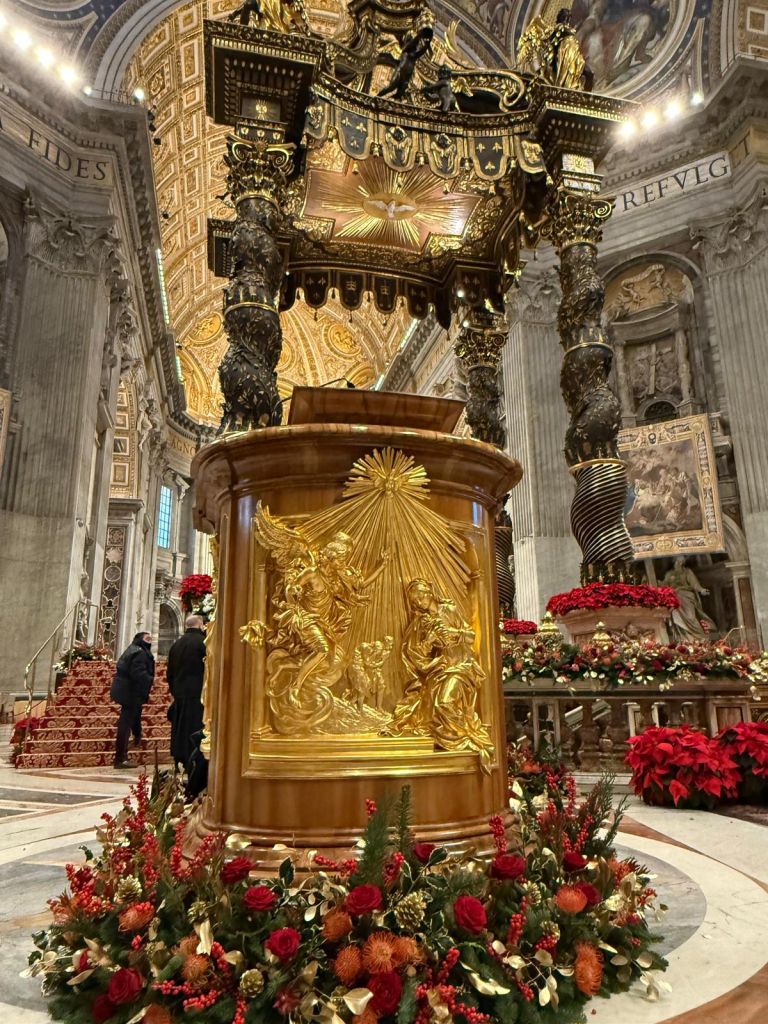 andreja-bartolj-bele, krasitev, bozic, vatikanska-bazilika