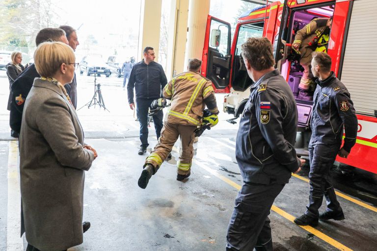 predsednica-drzave, natasa-pirc-musar, bozicni-obisk