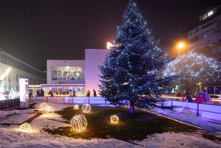 prasnati, koncert, drsalisce, trg-kulture, praznicni-december