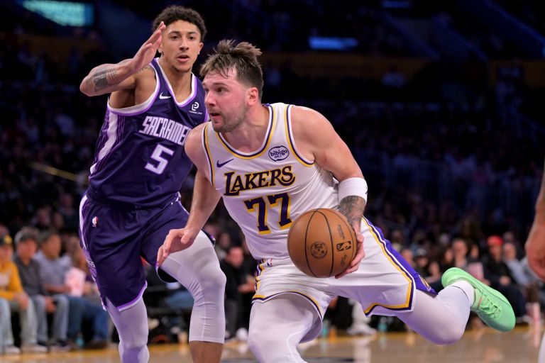 luka doncic sacramento.jpg