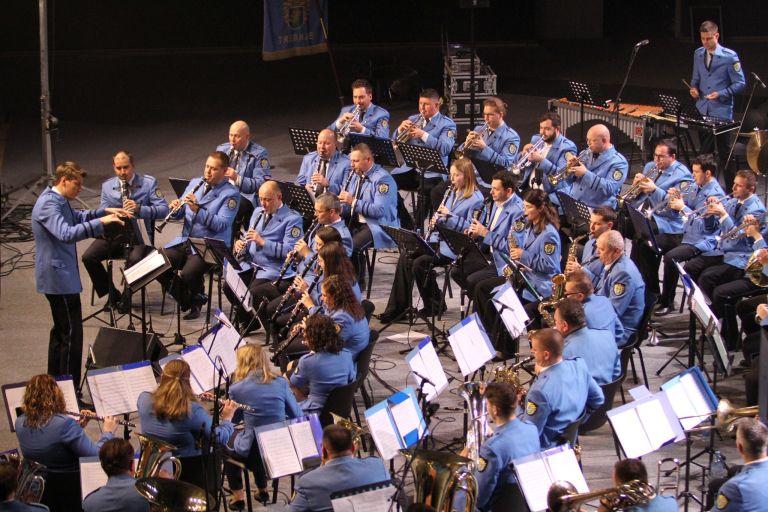 tradicionlani-novoletni-koncert, obcinski-pihalni-orkester-trebnje, trebanjske-mazorete
