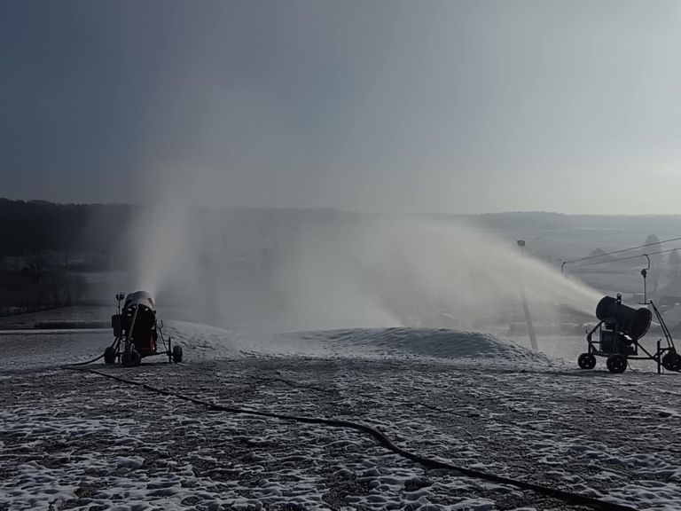 smucisce-globoki-klanec, sankanje
