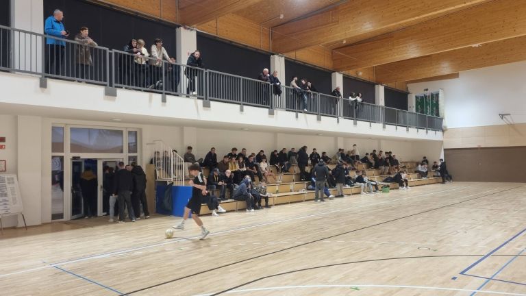 futsal, novoletni-turnir, os-kapela, ogrevanje, zamuda