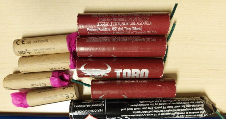 petarde, pirotehnika, koper