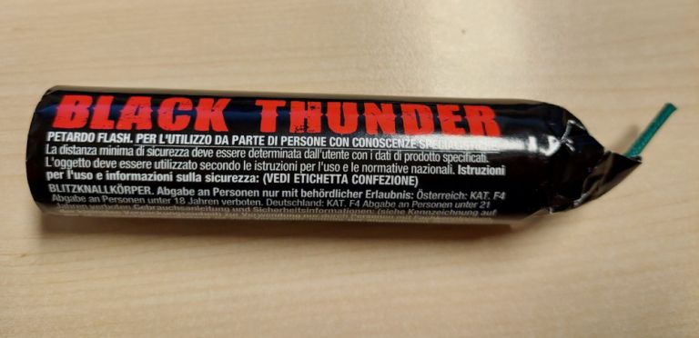 petarde, pirotehnika, koper