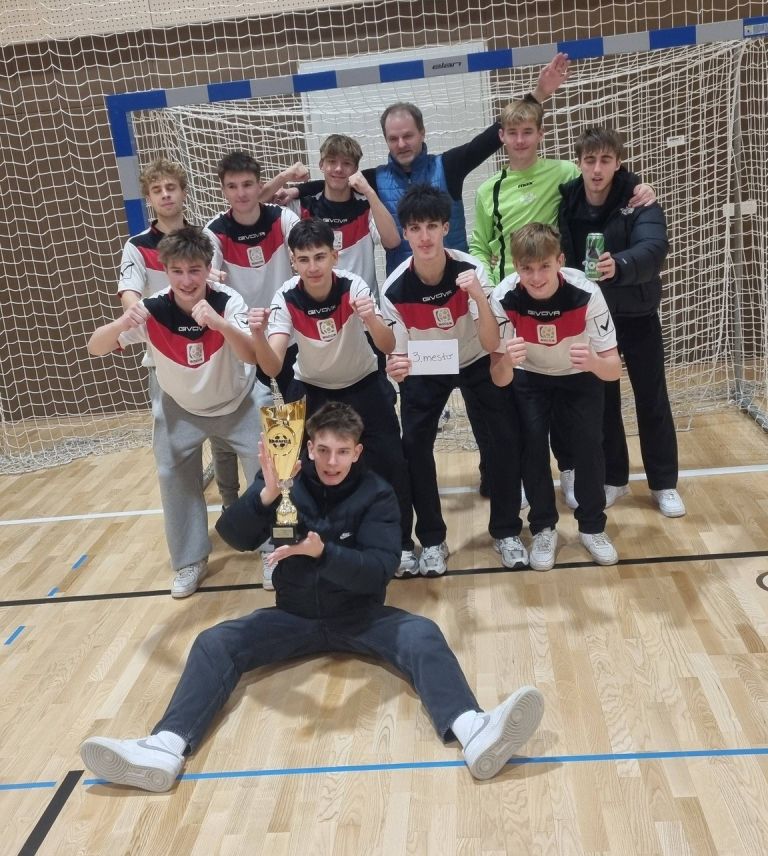 futsal, novoletni-turnir, os-kapela, ogrevanje, zamuda