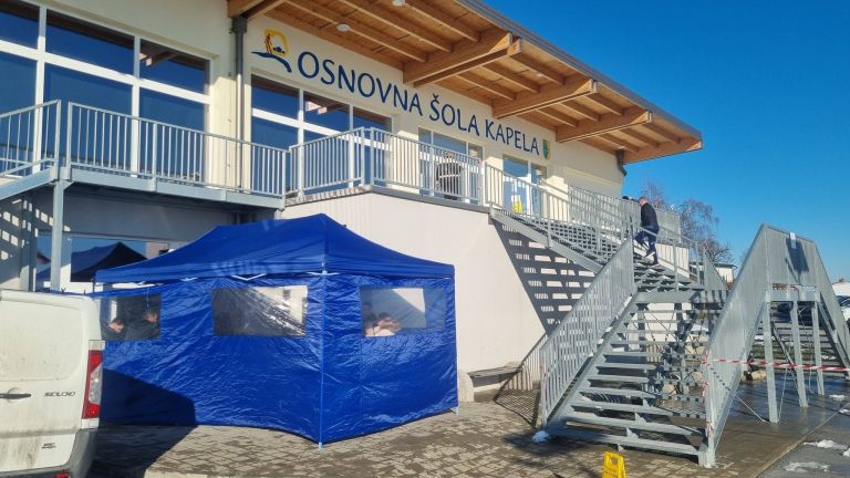 futsal, novoletni-turnir, os-kapela, ogrevanje, zamuda