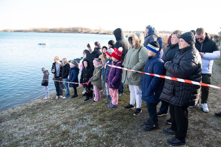 novoletno-plavanje, kamesnica, dahavski-pingvini