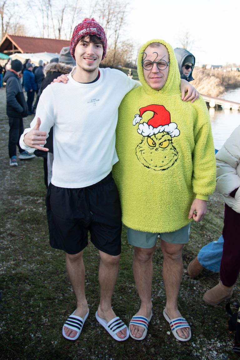 novoletno-plavanje, kamesnica, dahavski-pingvini