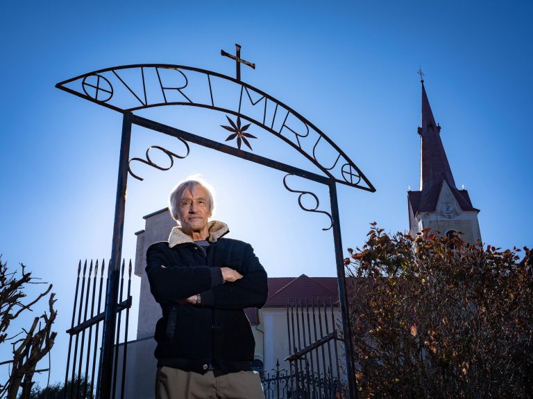 guzej strasek-guzej01.jpg