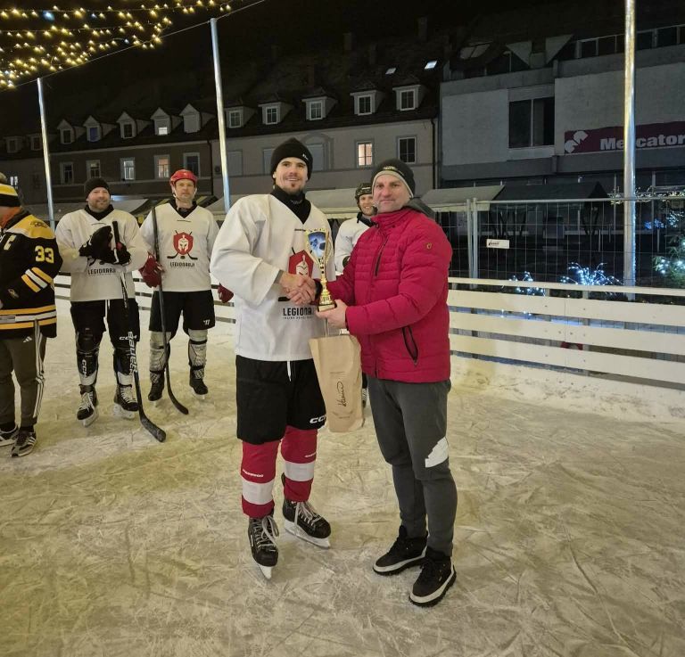 novoletni-turnir, hokej, umetno, drsalisce, ljutomer, ihk-legionarji