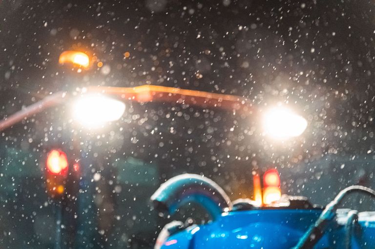 simbolična, sneg, zima, sneženje, komunala murska sobota, posipavanje, zimska-služba, soljenje