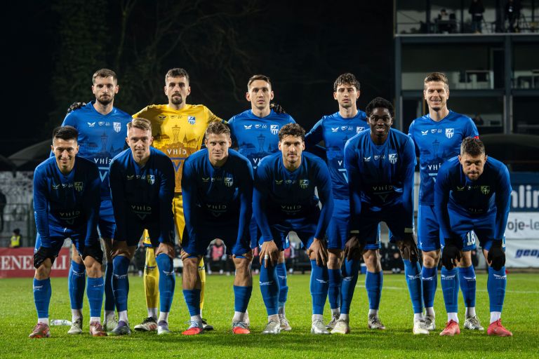 nafta skupinska lc.jpg