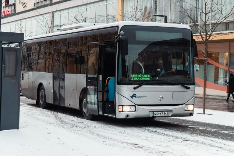 simbolična, avtobus, sobočanec, javni-prevoz, avtobusni-promet-murska-sobota, avtobusna-postaja