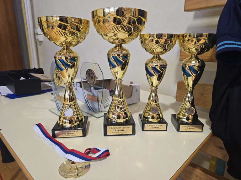 namizni-tenis, novoletni-turnir, mala-nedelja, luka-santavec