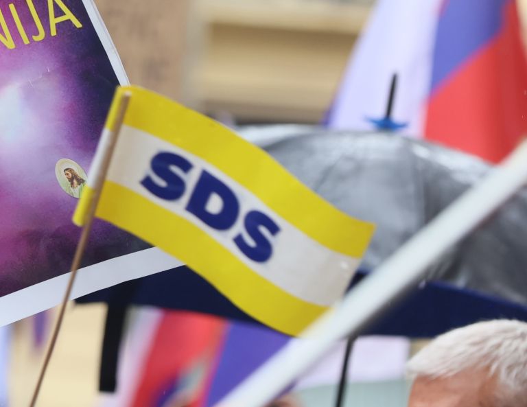 sds shod zastavica.jpg