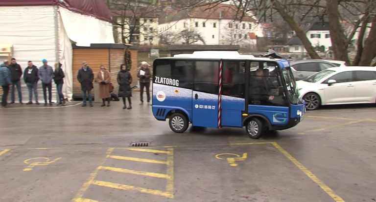 Minibus 2.jpg