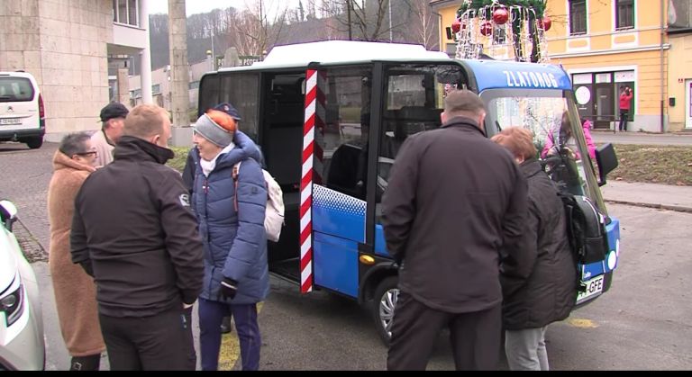 Minibus 4.jpg