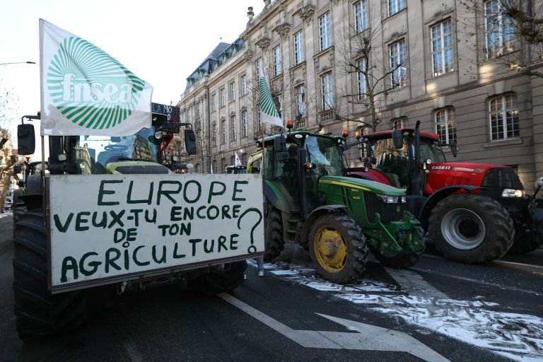 kmetje, protest, strasbourg.jpg