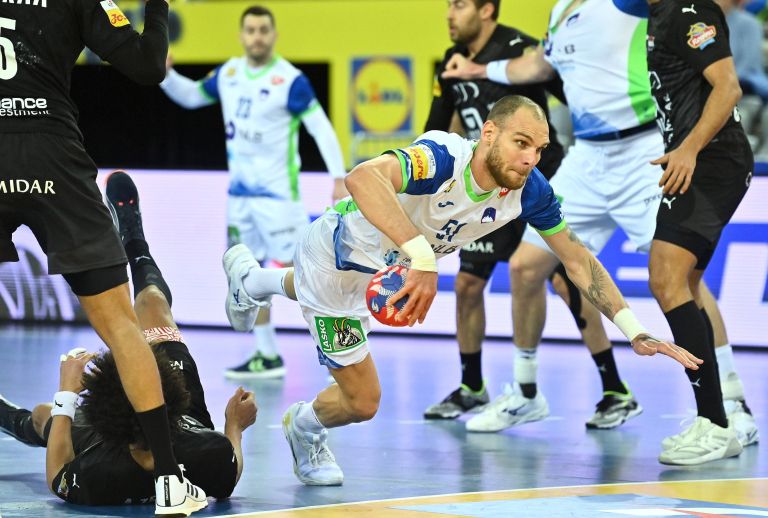 svet mačkovšek.jpg