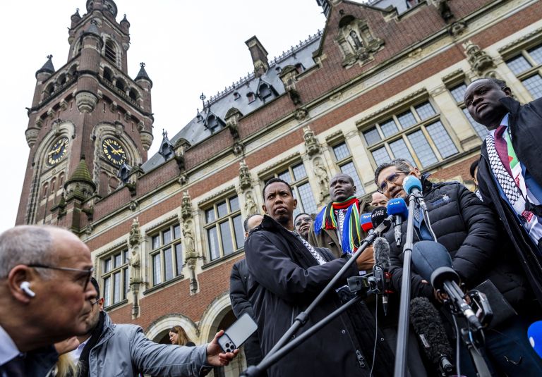 južnoafriška delegacija.jpg