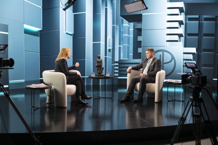 ursa-zgojznik, tomaz-vesel