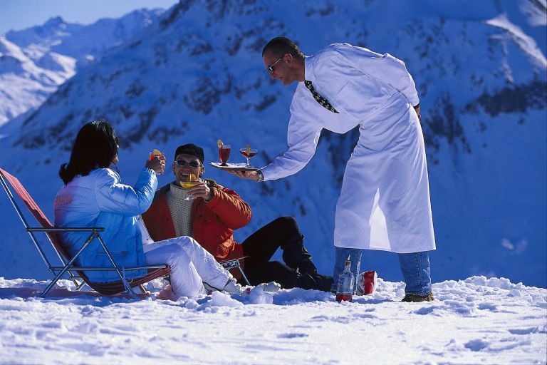 natakar, avstrija, smucisce