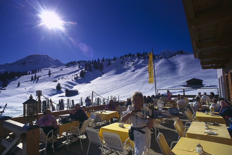 natakar, avstrija, smucisce