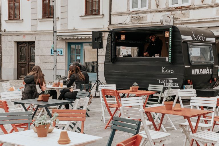 karči, dj-prikolica, luka-fras