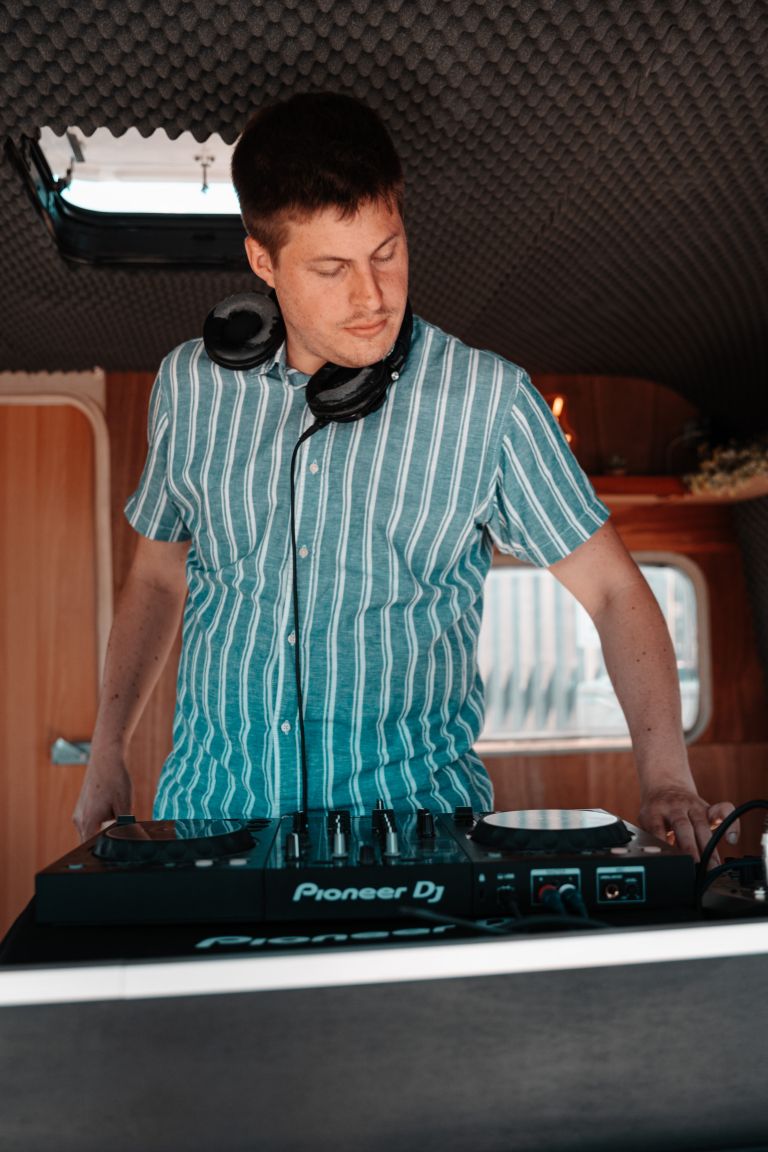 karči, dj-prikolica, luka-fras