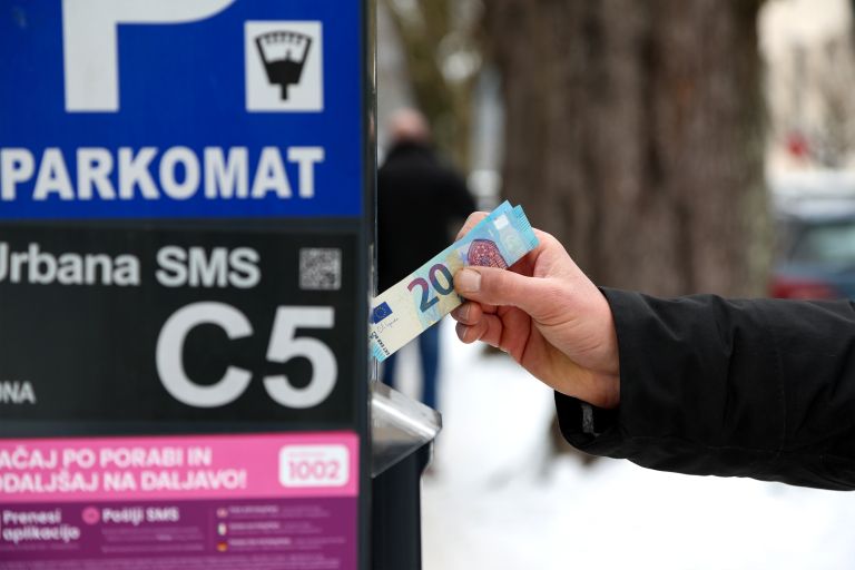 parkomat, plačilo, parkiranje, ljubljana.jpg